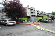 Creekwood Apartments