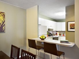 The Harrison Apartments