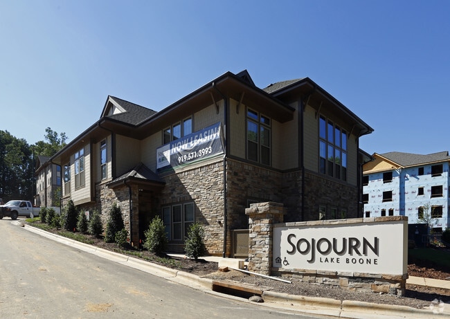 Sojourn Lake Boone Apartments