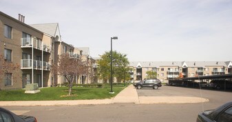 Signature Club Apartments