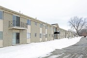 Silver Pines Apartments
