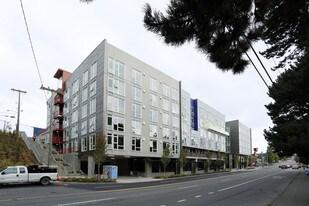 Aura West Seattle Apartments