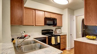 Motif Apartment Homes