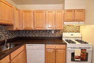 Briarwood Place Apartments