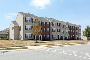 Windsor Commons Townhomes Apartments