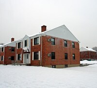 521 Telford Ave Apartments
