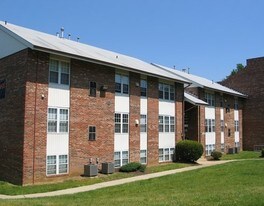 The Reserve at Quiet Waters Apartments