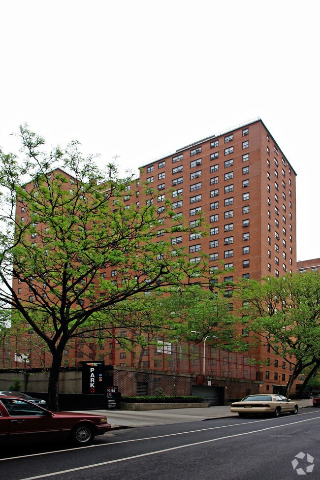 Wise Towers Rentals New York, NY