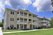 The Columns at Coldbrook Station Apartments