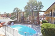 Warren West Apartments