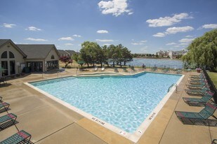 Lakeside Terrace Apartments