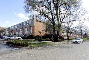 Summer Grove Apartamentos