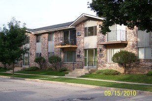 10040 W Congress St Milwaukee WI Apartments