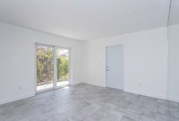 Building Photo - 3244 W Trade Ave Apartments in Coconut Grove, Florida