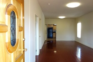 4537 Russell Ave Apartments