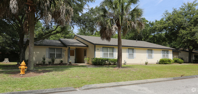 Senior Citizen Village Rentals - Jacksonville, FL | Apartments.com