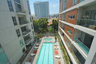 6735 Yucca St Apartments