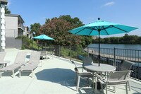 Building Photo - The Breakers on the Lake Apartments in Austin, Texas