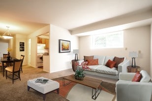 Crain Court Apartments