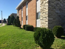 5912 50th Ave Kenosha WI Apartments