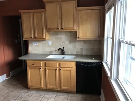 148 Mosley Dr Syracuse NY Apartments