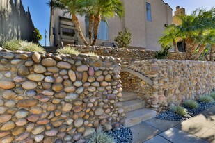 3767 Villa Terrace Apartamentos