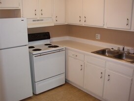 611 S 2nd St Apartments