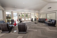 Building Photo - Park Lakewood Apartments in Modesto, California