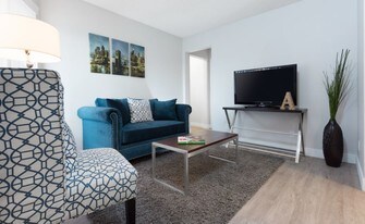 Asana at North Park Apartamentos