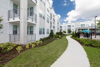 Building Photo - Landstar Village Apartments in Orlando, Florida