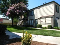 Building Photo - Sunrise Apartments in Riverside, California