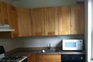 26 Strawberry Hill Ave Stamford CT Apartments