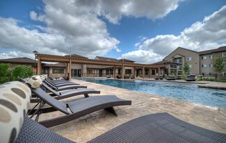 Madera Apartments - Student Housing