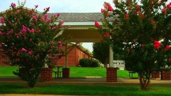 Logan's Pointe Apartments
