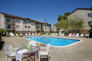 Edison Pointe Apartments