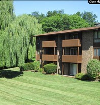 Maplewood Apartments
