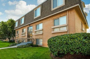 Columbia Landing Apartments