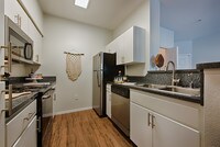 Building Photo - Clarendon Park Apartments in Phoenix, Arizona