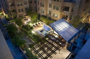Island Square Apartamentos
