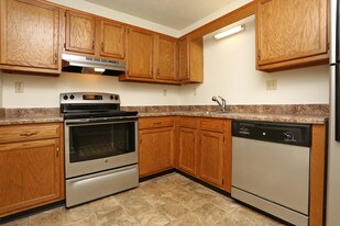 Plaza Square Apartments