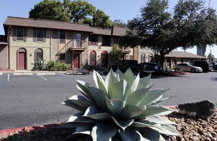 Park at Crestview Apartments