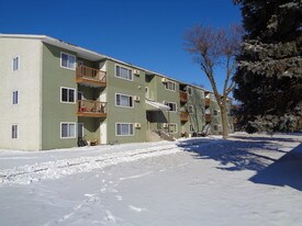808 Evergreen Ave Apartments