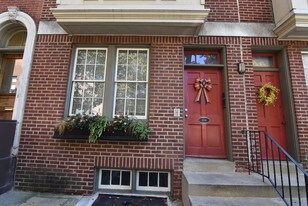 334 Lombard St Philadelphia PA Apartments