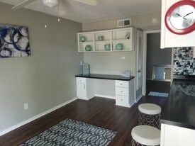 University Courtyard Apartments