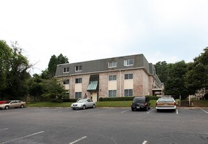 Terraces at Summerville Apartments