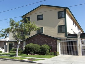 4465 138th St Hawthorne CA Apartments