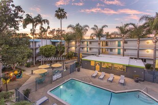 The Pacific at Mission Bay Apartamentos