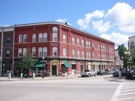 Red Lion Inn Apartments