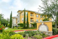 Ravello at Tuscan Lakes Apartments
