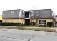Le Montreal Apartments